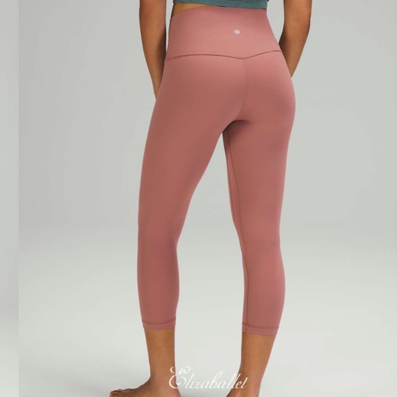 🍋Lululemon Align High Rise Crop Leggings 21” - Picture 2 of 9